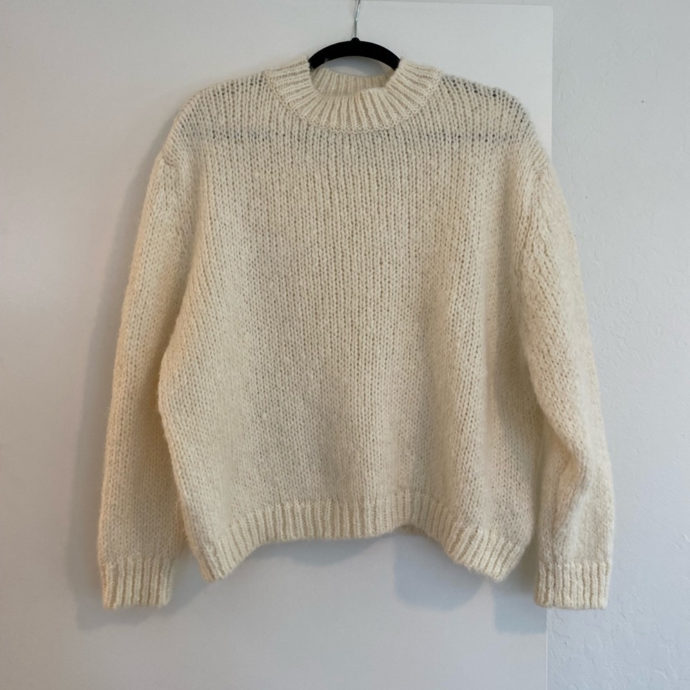Zara knit sweater. Cream